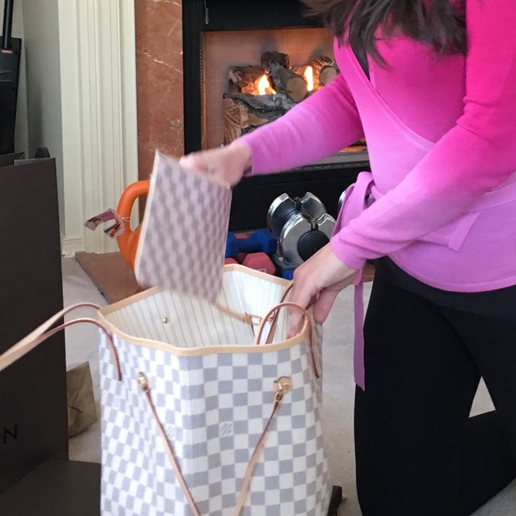 EURO FASHIONISTA WITH A FEW EXTRA COVID POUNDS😆🙈 - Picture 6 of 8